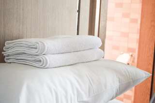 Отель Cafe Hotel Rudzons Мадона Двухместный номер с 1 кроватью или 2 отдельными кроватями-11